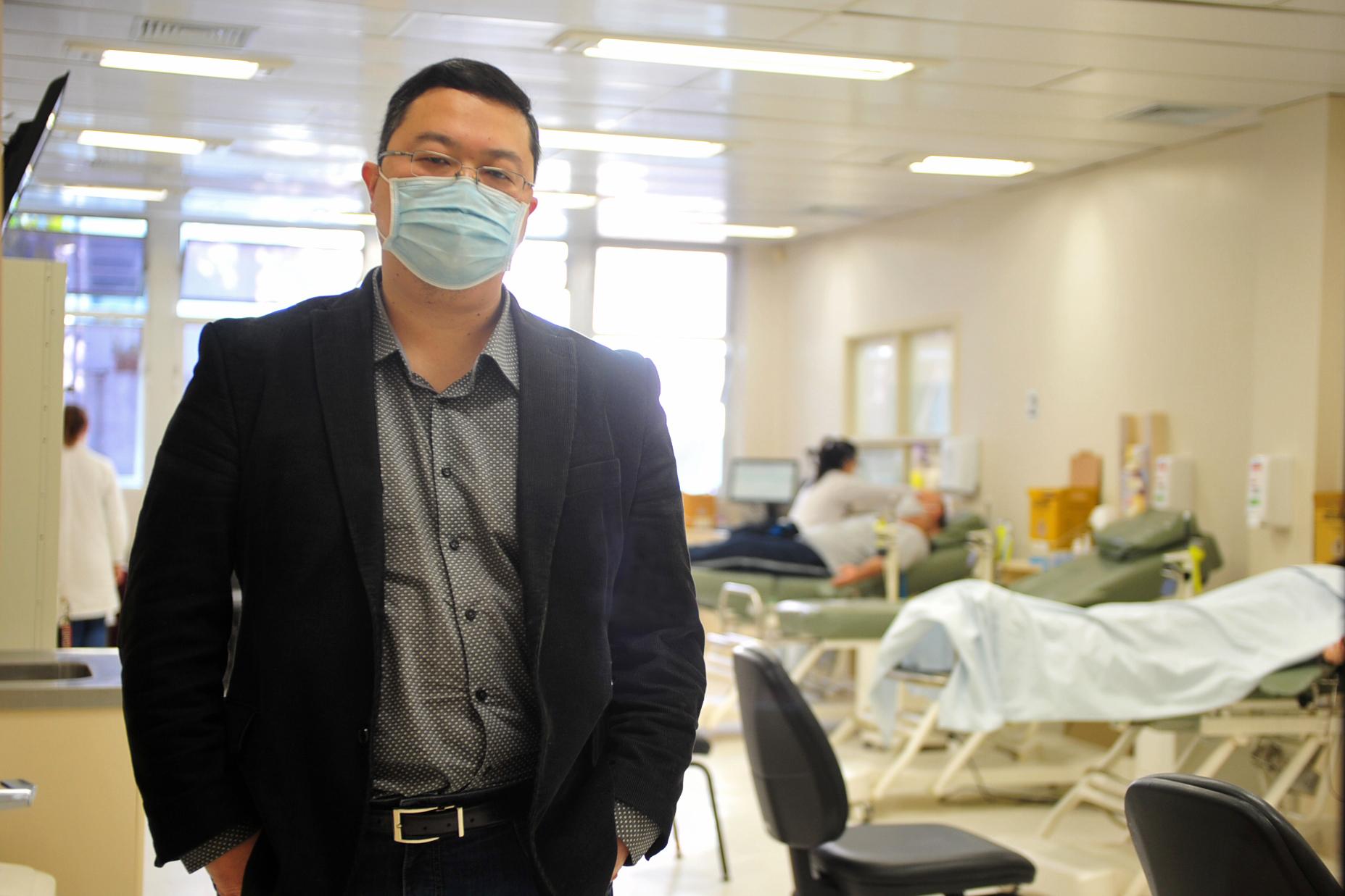 Leo Sekine, chefe do Servi&ccedil;o de Hemoterapia (Banco de Sangue) do Hospital de Cl&iacute;nicas de Porto Alegre