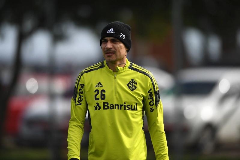 Paolo Guerrero deve voltar aos gramados em agosto