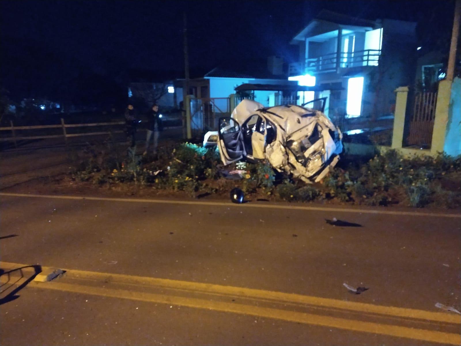 Fuga de assaltantes gera persegui&ccedil;&atilde;o, causa acidente e deixa PMs feridos em Lajeado 