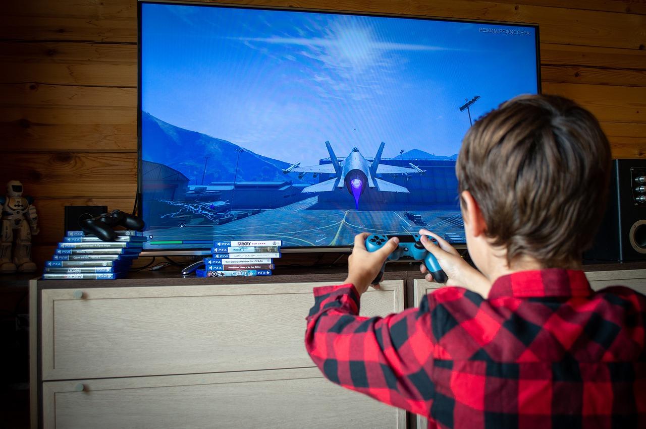 Menores de 18 anos na China poder&atilde;o jogar videogame tr&ecirc;s horas por semana