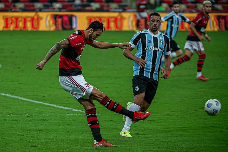 Diego Souza criticou arbitragem