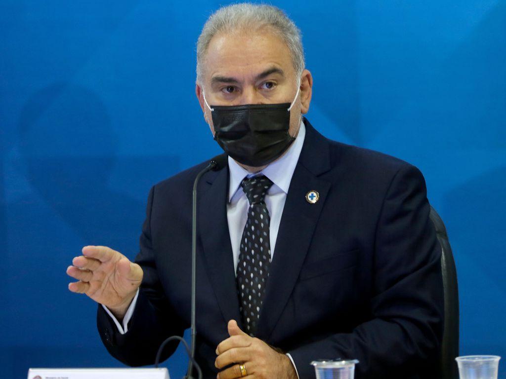 Queiroga concede entrevista coletiva sobre vacina&ccedil;&atilde;o de adolescentes