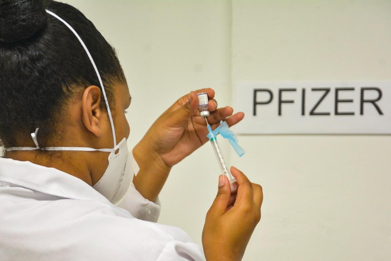 Estado rebateu premissas usadas pelo Minist&eacute;rio da Sa&uacute;de para retirar recomenda&ccedil;&atilde;o de imuniza&ccedil;&atilde;o a jovens de 12 a 17 anos