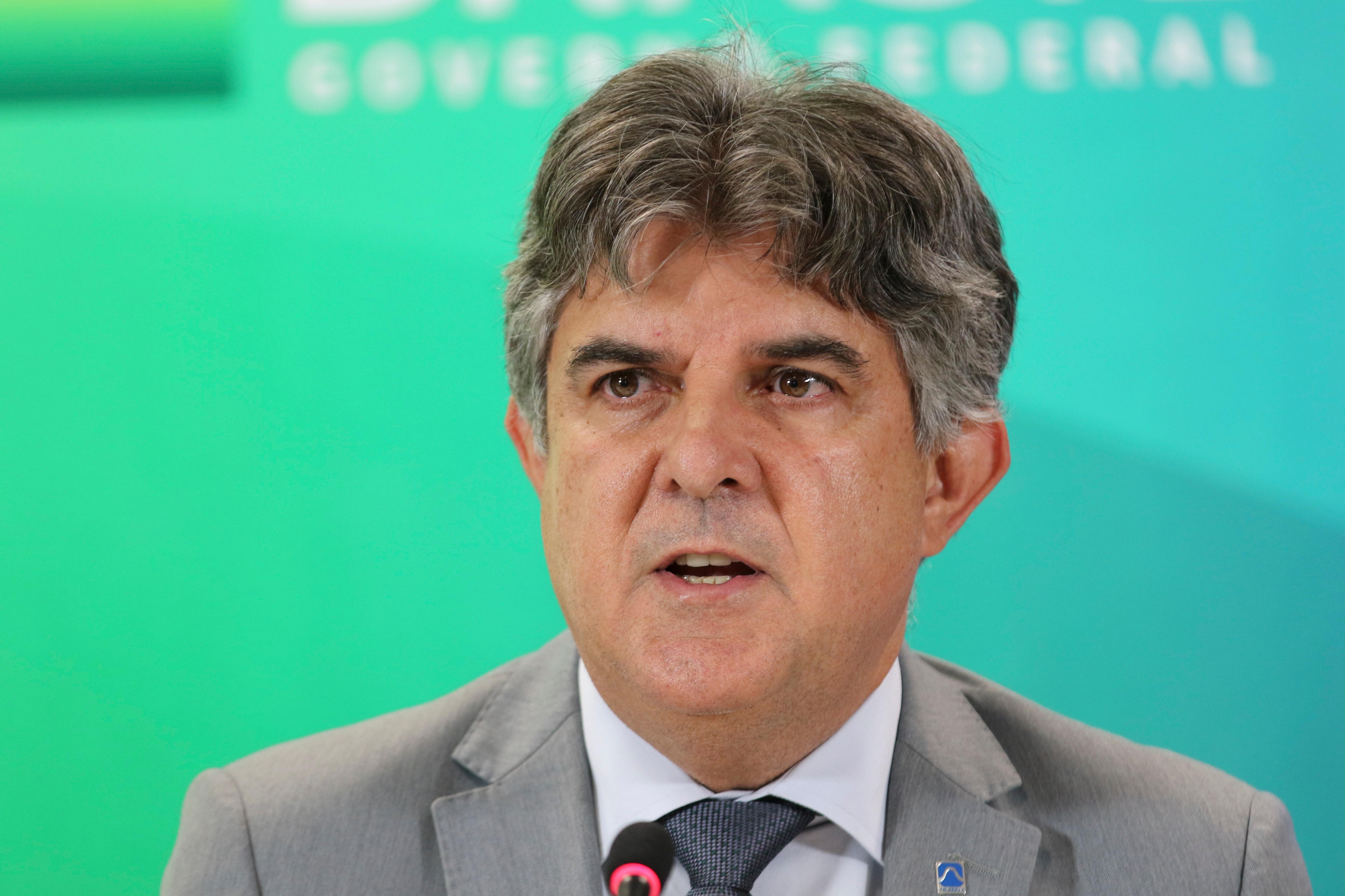 Coronel Waldemar Gon&ccedil;alves Ortunho J&uacute;nior participa do debate em Porto Alegre