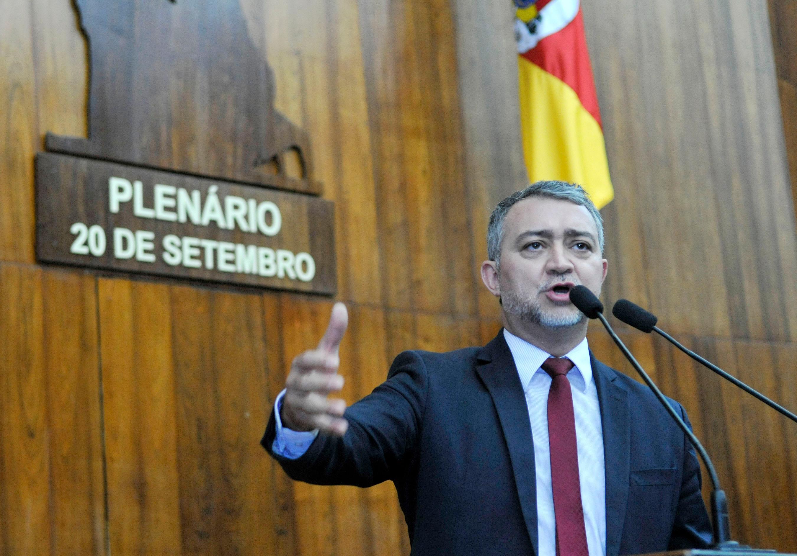 Deputado estadual Edegar Pretto teve o nome lan&ccedil;ado como pr&eacute;-candidato do PT