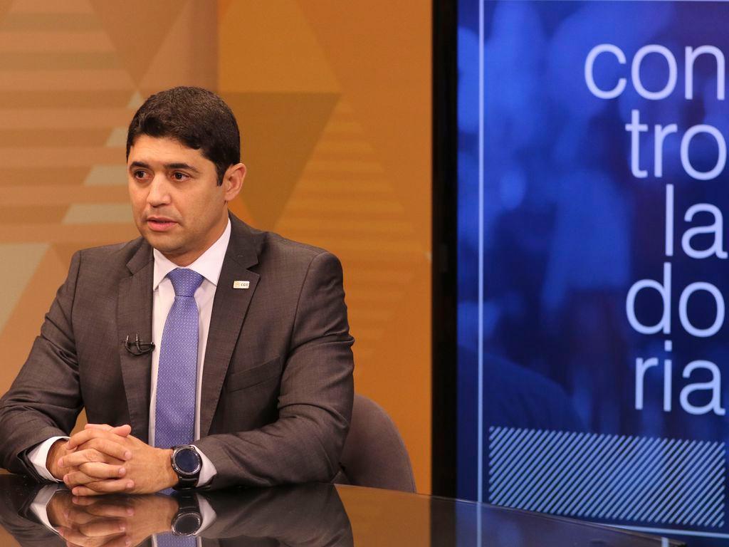 Comiss&atilde;o vai pedir a Wagner Ros&aacute;rio explica&ccedil;&otilde;es sobre suposta prevarica&ccedil;&atilde;o diante de negocia&ccedil;&otilde;es irregulares no Minist&eacute;rio da Sa&uacute;de