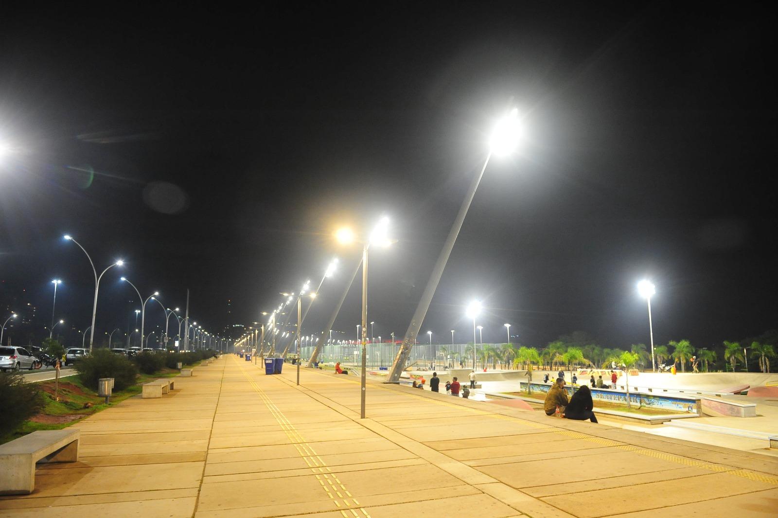 Decreto restringe venda e consumo de bebidas na Orla do Gua&iacute;ba