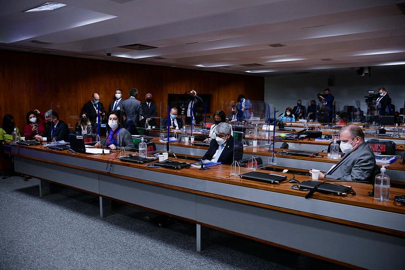 Senad Federal aprovou relat&oacute;rio da CPI da Covid-19