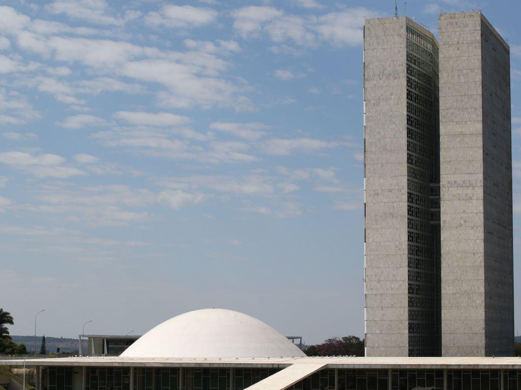 Lideran&ccedil;as se movimentam para montar uma estrat&eacute;gia no Congresso