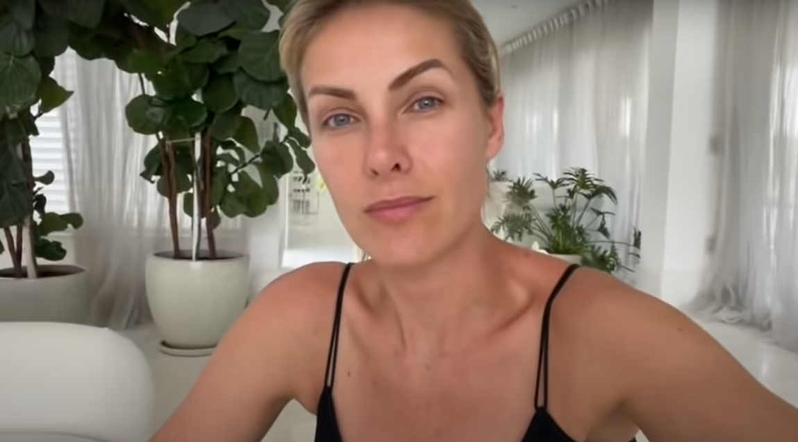 Ana tamb&eacute;m passou por um exame de corpo de delito, o resultado sair&aacute; em at&eacute; 20 dias