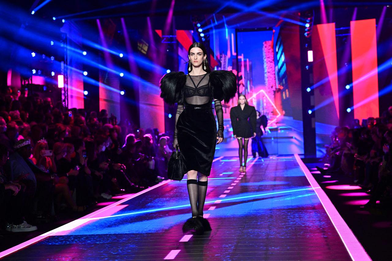 Bogdana Didenko Nevodnik, de 22 anos, viajou para Mil&atilde;o por apenas alguns dias para desfilar durante a Semana de Moda, mas a guerra mudou seus planos