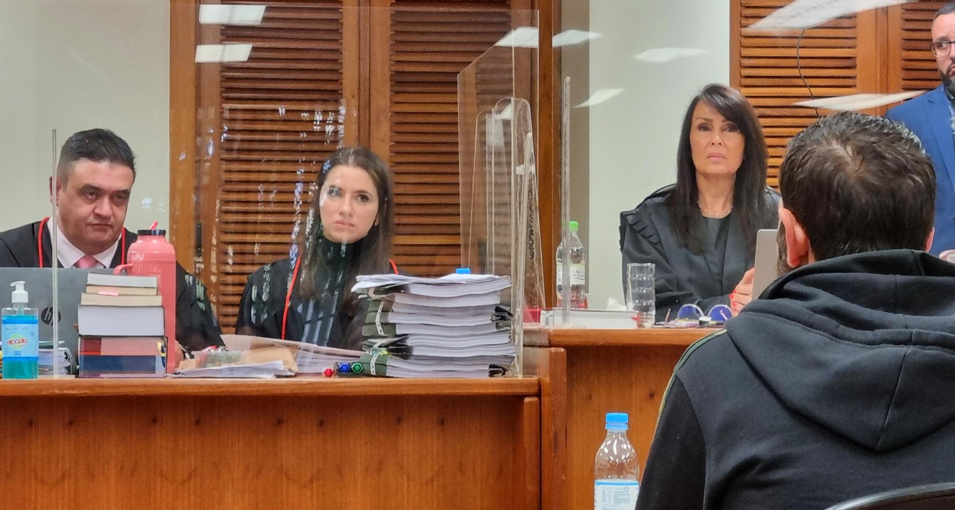 A sess&atilde;o &eacute; presidida pela Ju&iacute;za de Direito Val&eacute;ria Eug&ecirc;nia Neves Willhelm