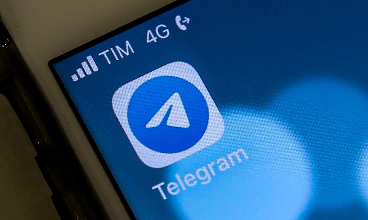 Idec pede multa ao Telegram