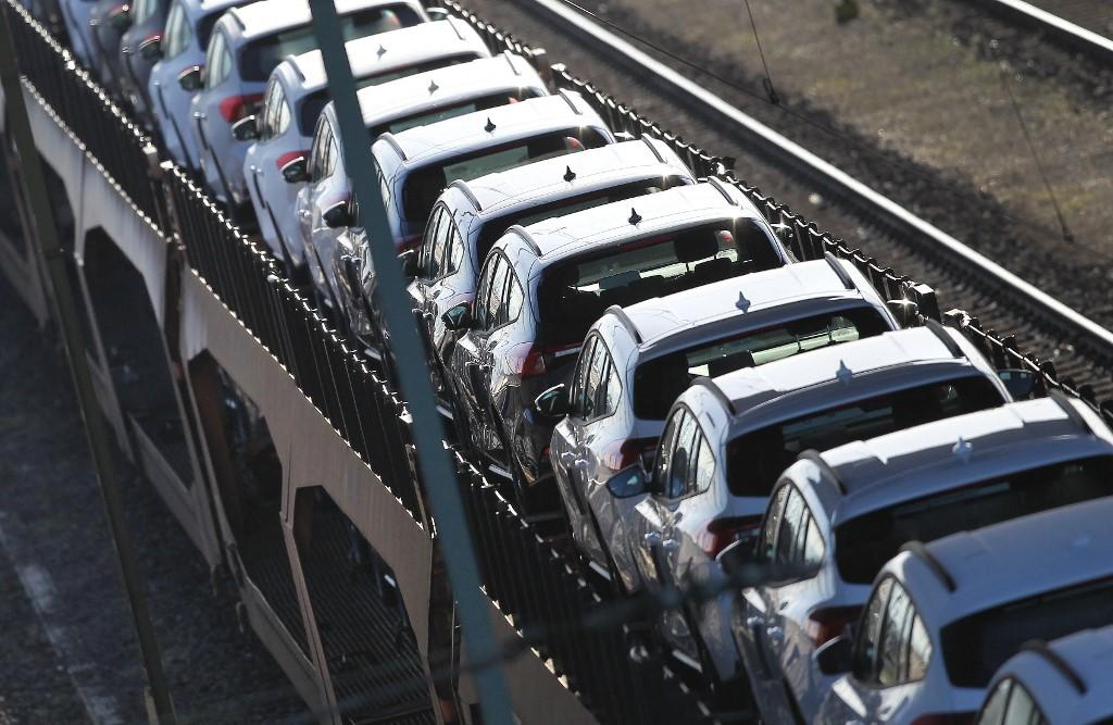 Governo pretende diminuir impostos para baixar pre&ccedil;o dos autom&oacute;veis 