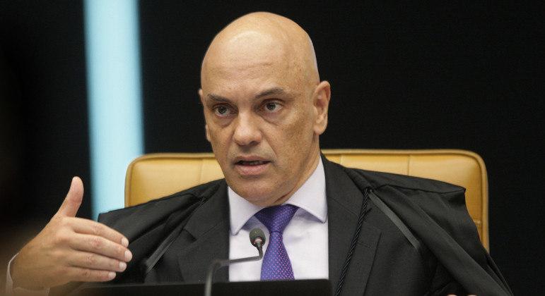 Moraes vota para tornar r&eacute;us mais 200 denunciados pelos atos do 8 de Janeiro
