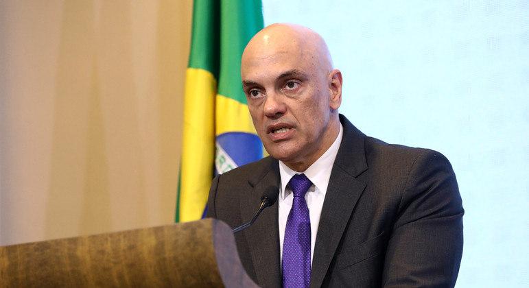 Ministro aceitou pedido de senador para visitar extremistas presos pelos atos de 8 de janeiro