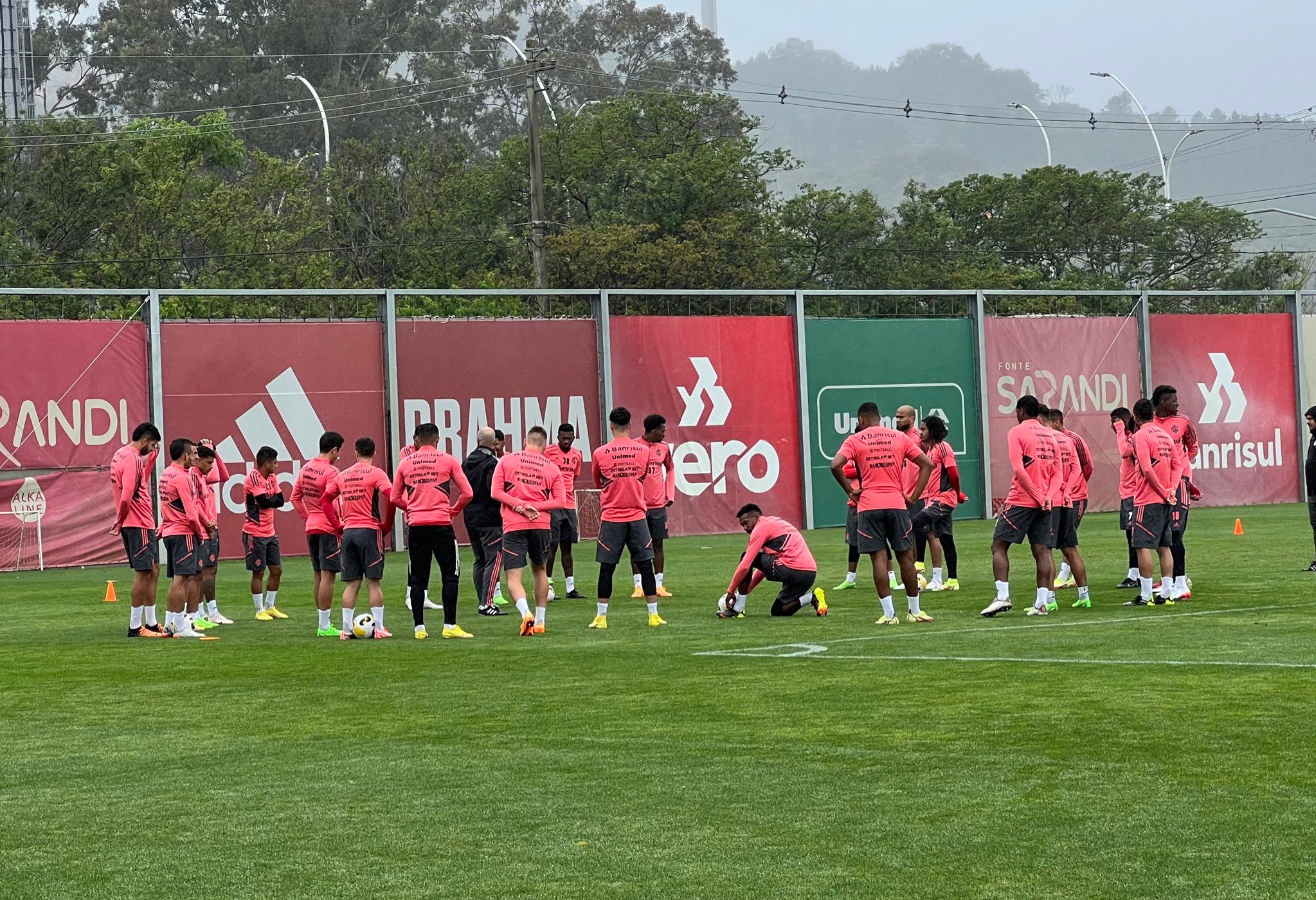 Treino do Inter tem atividade t&eacute;cnica e visita de filhos dos jogadores 