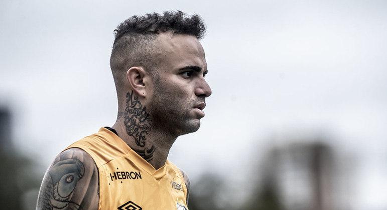 Luan, ex-Gr&ecirc;mio, &eacute; agredido por torcedores do Corinthians em motel de S&atilde;o Paulo 