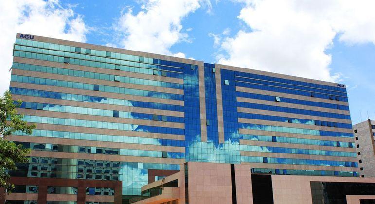 Ser&atilde;o ofertadas 400 vagas para candidatos com n&iacute;vel superior na AGU