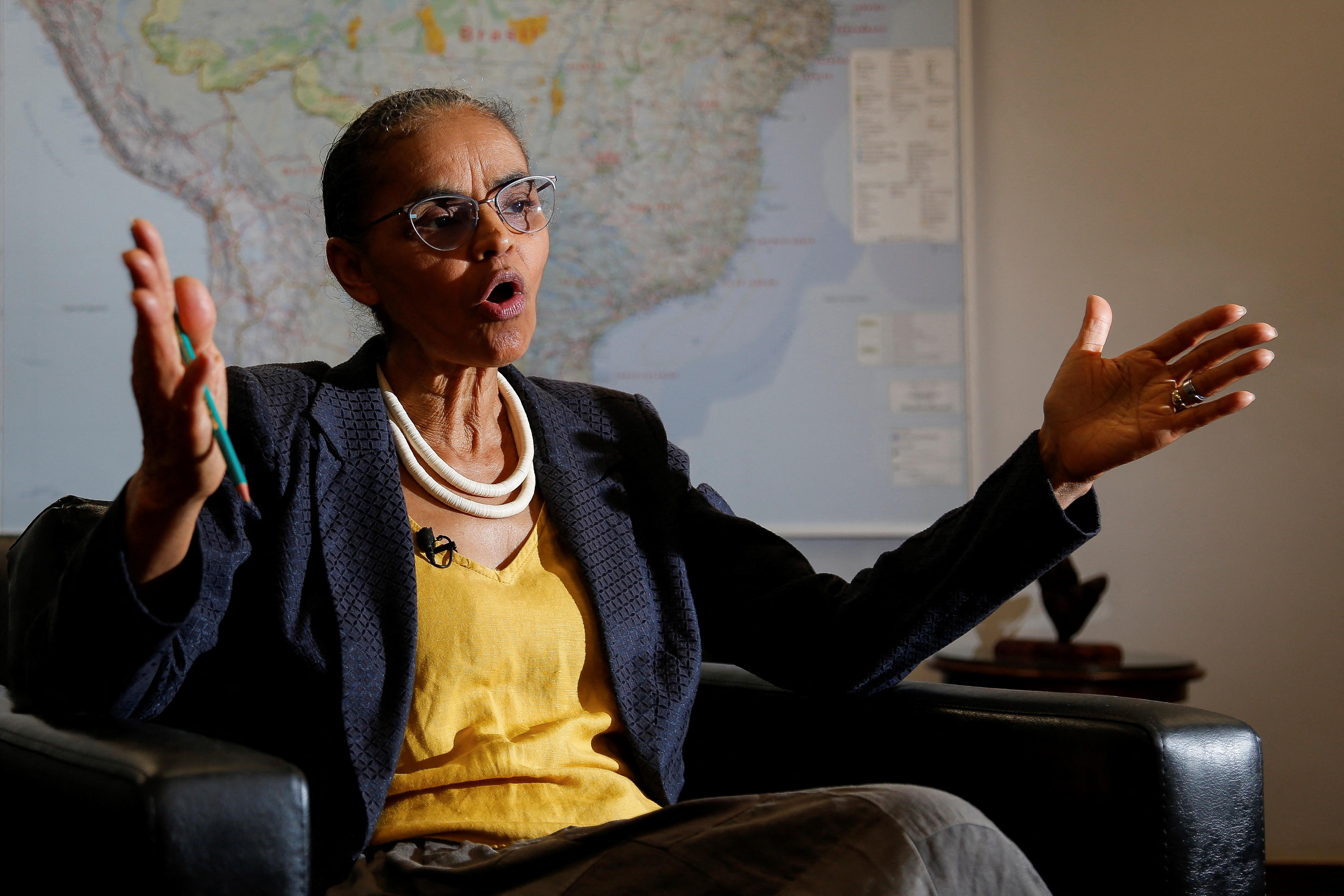 Marina Silva prometeu di&aacute;logo para recuperar poderes de minist&eacute;rios 