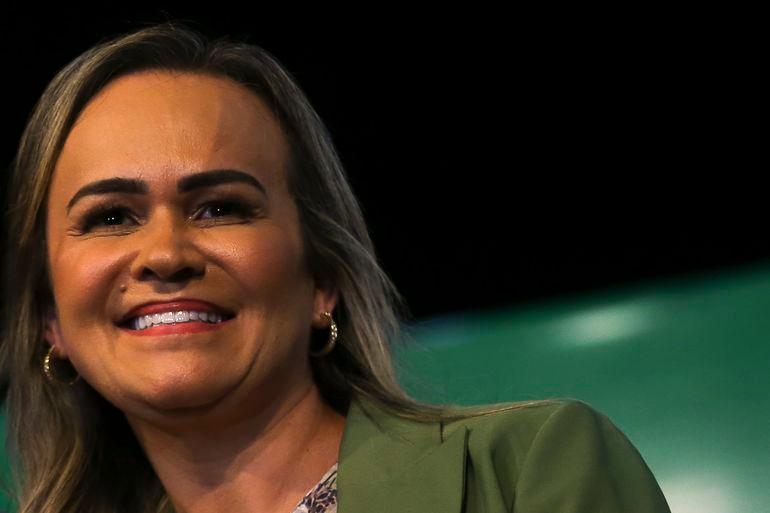 A sa&iacute;da da ministra &eacute; dada como certa dentro do governo