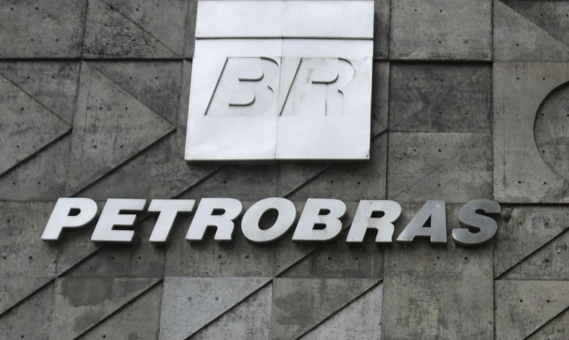 A Uni&atilde;o, que &eacute; acionista majorit&aacute;ria na Petrobras, j&aacute; encaminhou  suas indica&ccedil;&otilde;es aos dois conselhos