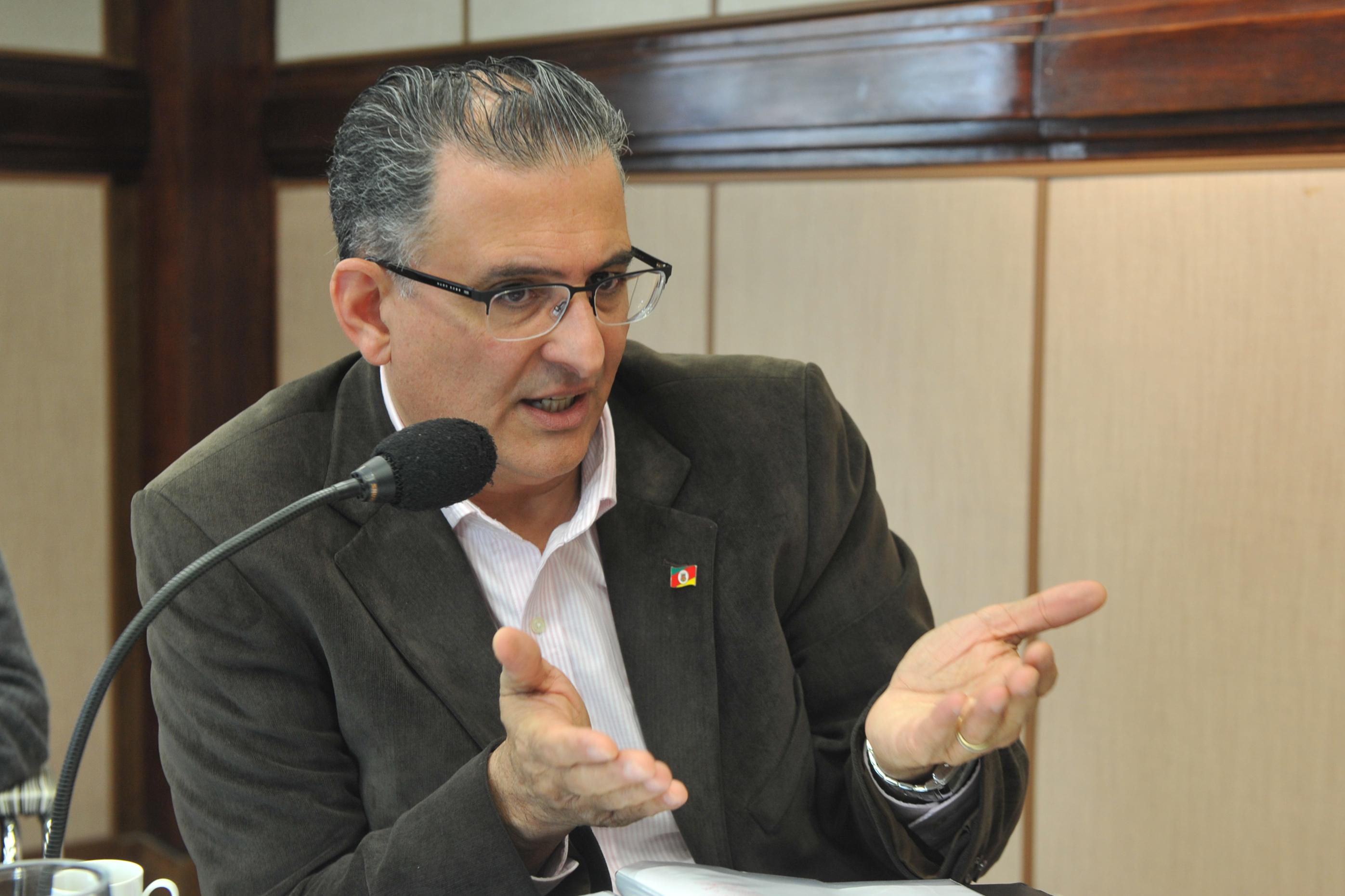 Candidato ao governo do Estado pelo PDT Jairo Jorge