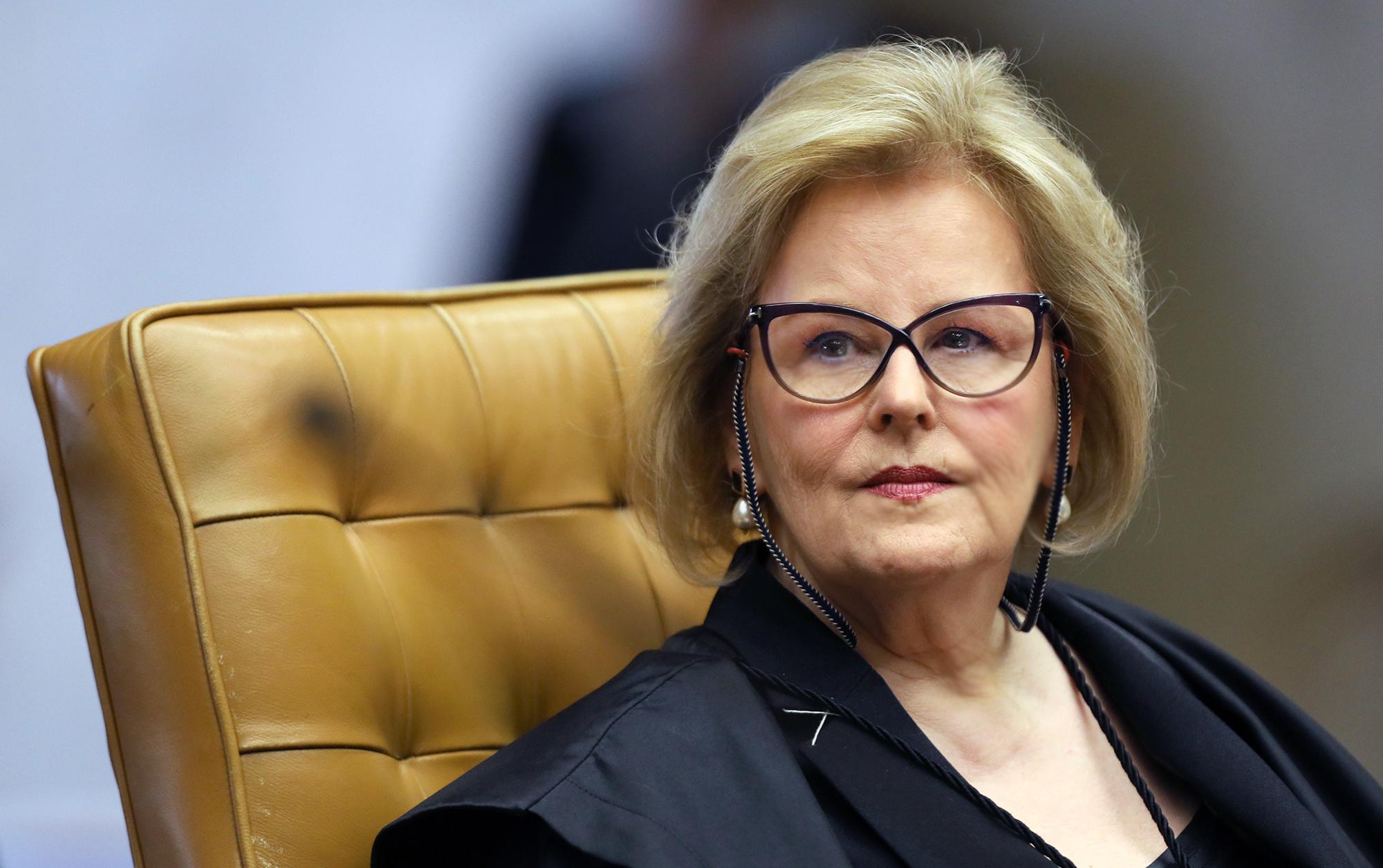 Presidente do STF, ministra Rosa Weber pediu um minuto de sil&ecirc;ncio antes da sess&atilde;o