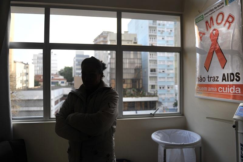 "As adolescentes e mulheres seguem sendo as mais afetadas pela epidemia do HIV ", diz relat&oacute;rio
