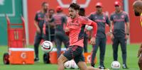 Maurício em treino desta terça-feira