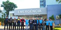 Entidades de classe da BM e dos bombeiros protestaram em frente ao Hospital da Brigada Militar