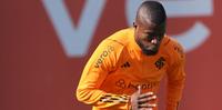 Inter corre para inscrever o atacante Enner Valencia