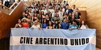 Protesto contou com representantes das 25 produções argentinas presentes no festival de cinema