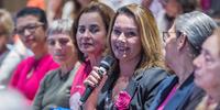 A secretária-executiva e personal organizer Nina Fialho, 54 anos, falou da importância do Núcleo Mama do Hospital Moinhos de Vento após passar por uma mastectomia