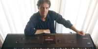Eloy Fritsch possui 16 álbuns autorais lançados, onde toca teclado eletrônico e foi indicado quatro vezes ao Prêmio Açorianos de Música de Porto Alegre na categoria melhor compositor