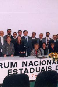 Em 1999, sob minha proposição e organização, o conselho fez história, sob a presidência de Roque Jacoby, ao realizar em Porto Alegre o 1° Fórum Nacional dos Conselhos Estaduais de Cultura