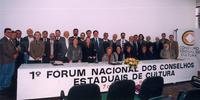Em 1999, sob minha proposição e organização, o conselho fez história, sob a presidência de Roque Jacoby, ao realizar em Porto Alegre o 1° Fórum Nacional dos Conselhos Estaduais de Cultura