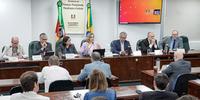 Na reunião, a secretária da Fazenda do RS, Pricilla Santana, detalhou a situação fiscal do Estado