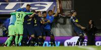 Boca eliminou o Vélez em jogo emocionante na Bombonera