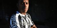 Jogador foi anunciado como reforço do Santos no último fim de semana