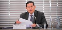 Mourão destacou que, com a vacina, poderemos 