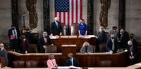 Vice-presidente Mike Pence abriu uma sessão conjunta no Congresso 