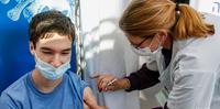 Maior fundo de saúde do país, Clalit, começou a vacinar adolescentes
