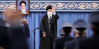 Aiatolá Ali Khamenei falou a comandantes da Força Aérea neste domingo