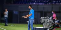 Alexandre Mendes reclamou de gol anulado