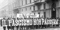 Manifestações antifascistas na Itália