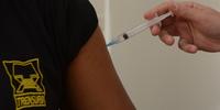 Metroviários iniciaram a vacinação contra Covid-19 nesta terça-feira