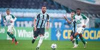 Denis Abrahão critica gestão do Grêmio na saída de Maicon