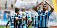 Maicon afirmou que poderia ter ajudado o Grêmio a escapar do rebaixamento