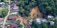 Visão aérea de desastre em Petrópolis 